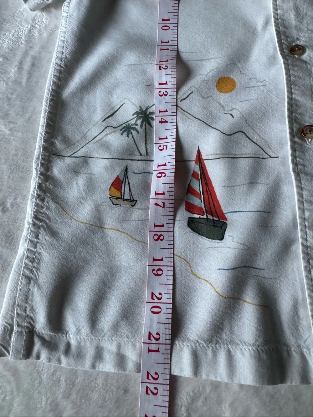Old Navy Boys White Short-Sleeve Button-Down Shirt with Beach Print